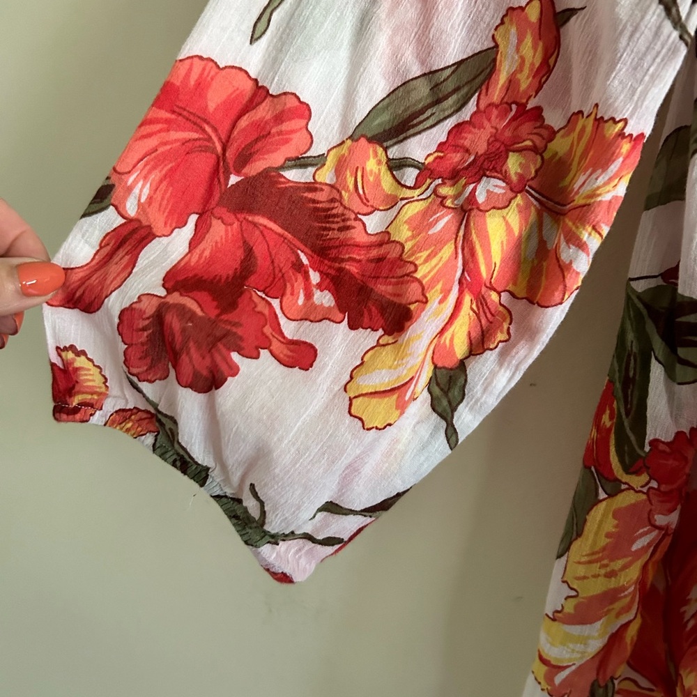 Chaps 100% Cotton White Floral Tropical Vacation Top Blouse - Picture 10 of 11